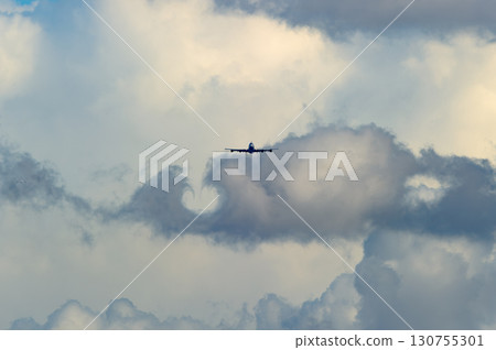 Airplane background, clouds of various expressions, sky, sun, evening sky, sunrise 130755301