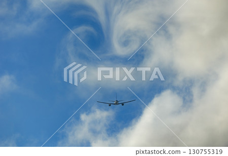 Airplane background, clouds of various expressions, sky, sun, evening sky, sunrise Airplane background, clouds of various expressions, sky, sun, evening sky, sunrise 130755319