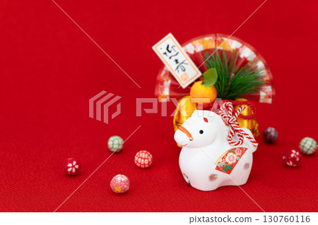Year of the Horse New Year's Material White Horse and Golden Straw Bag New Year Decoration Chirimen Bag 130760116