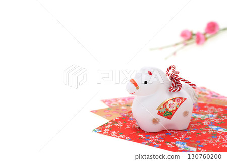 Year of the Horse New Year's Material: White Horse, Chiyogami Paper, and Plum Blossoms 130760200