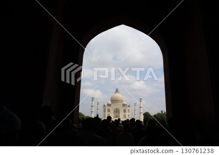 黑暗中的泰姬陵 130761238