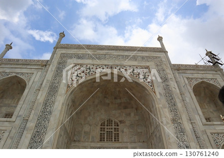 從下面看泰姬陵 130761240