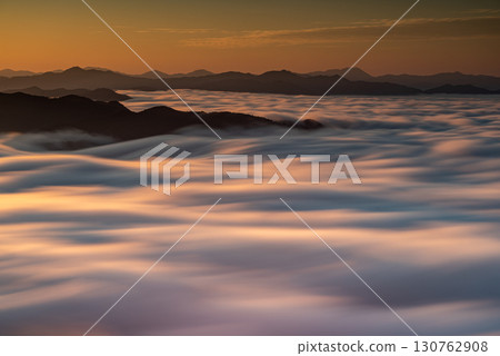 萊希山和雲海 130762908