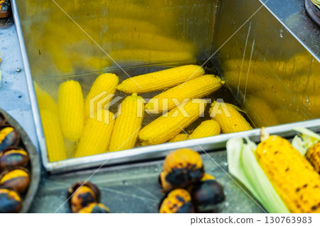 Street food in Turkey. Fried sweet corn. Yellow corn. Fast food in Istanbul. Street food in Turkey. Fried sweet corn. Yellow corn. Fast food in Istanbul. 130763983