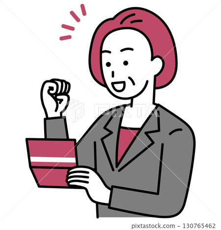 一位穿著西裝的中年婦女很高興看到她的存摺 一位穿著西裝的中年婦女很高興看到她的存摺 130765462