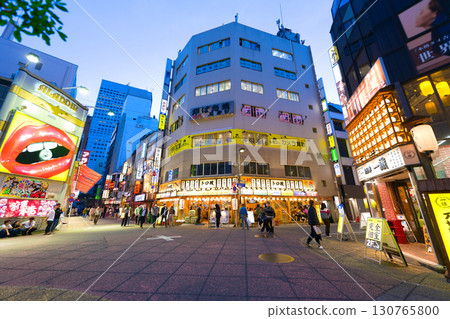[Tokyo] Strolling around the bars in front of Shinjuku Station on a holiday in May 130765800