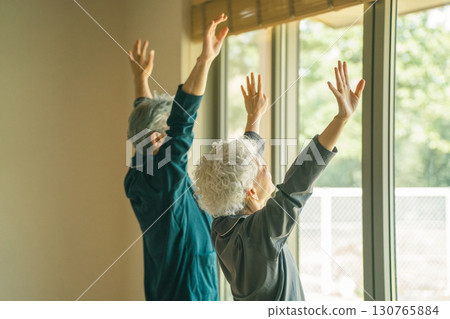 Elderly people doing radio exercises in the morning 130765884