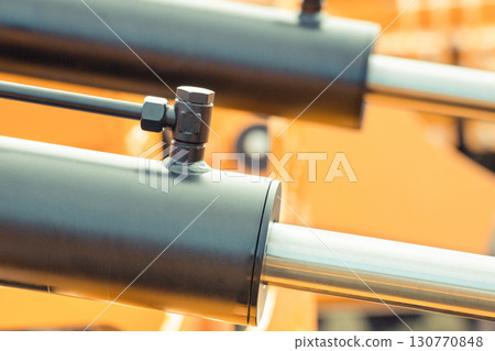 Piston or actuator of hydraulic and pneumatic machine. Technology and engineering 130770848