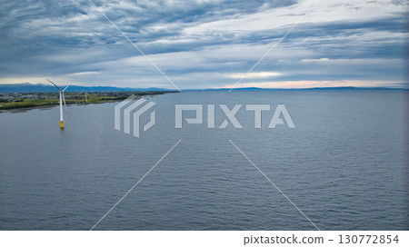 Offshore wind turbines off the coast of Nyuzen Town, Toyama Prefecture, just before the rains began Offshore wind turbines off the coast of Nyuzen Town, Toyama Prefecture, just before the rains began 130772854