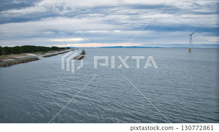 Offshore wind turbines off the coast of Nyuzen Town, Toyama Prefecture, just before the rains began Offshore wind turbines off the coast of Nyuzen Town, Toyama Prefecture, just before the rains began 130772861
