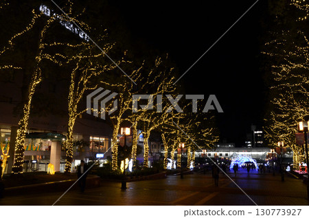 Christmas illumination  130773927