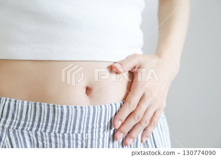 Women's stomach Women's stomach 130774090