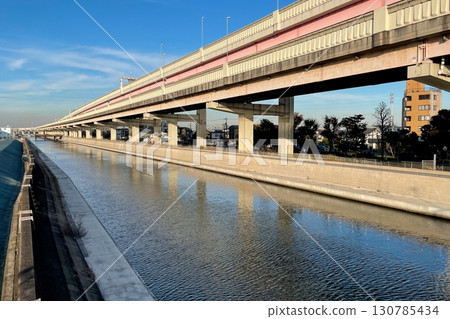 綾瀨川和首都高速公路美里線[東京都足立區] 130785434