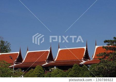 泰國大城府的 Yai Chai Mongkhon 寺建築 泰國大城府的 Yai Chai Mongkhon 寺建築 130786922