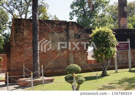 泰國大城府 Yai Chai Mongkhon 寺的風景 泰國大城府 Yai Chai Mongkhon 寺的風景 130786924