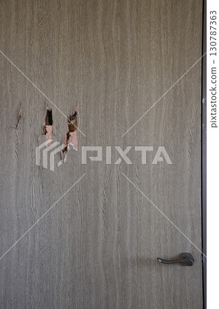 有洞的門 130787363