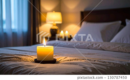 臥室裡的蠟燭 130787450