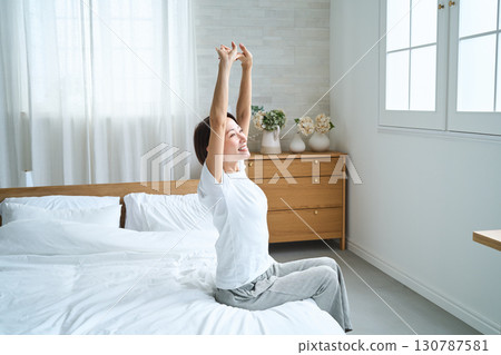 宜人的早晨 130787581
