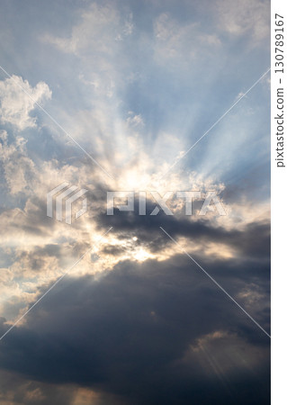 多雲的天空 130789167