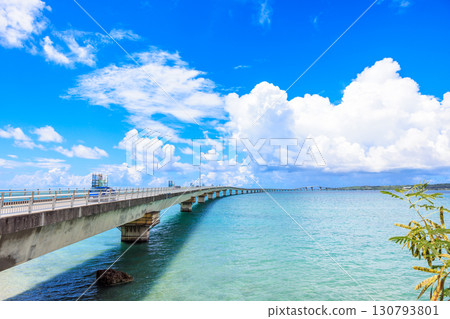 Miyakojima in September: Irabu Bridge 130793801