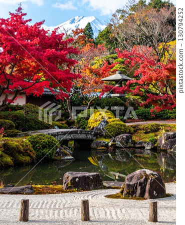 [AI 產生的圖像] 富士山與日本花園的結合 130794252