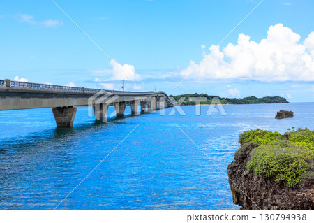 Miyakojima tourist spot: Ikema Bridge (photographed in September) 130794938