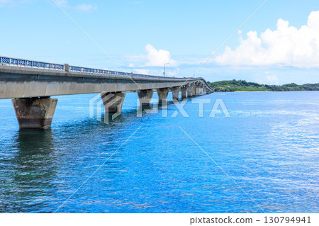 Miyakojima tourist spot: Ikema Bridge (photographed in September) 130794941