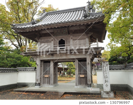 Temple No. 9 of the 88 Sacred Temples of Shikoku, Horin-ji Temple, Sanmon Gate (Niomon Gate) Temple No. 9 of the 88 Sacred Temples of Shikoku, Horin-ji Temple, Sanmon Gate (Niomon Gate) 130796997
