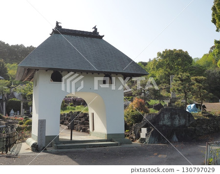 四國特別二十處參拜地 第2號寺院 道覺寺 山門（鐘樓門） 130797029