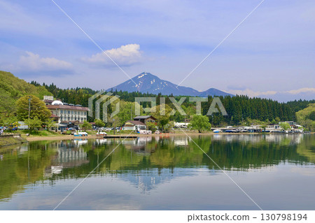 磐梯山、豬苗代湖、長濱(福島縣豬苗代町) 磐梯山、豬苗代湖、長濱(福島縣豬苗代町) 130798194