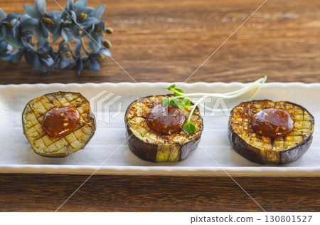 Eggplant steak with miso sauce 130801527