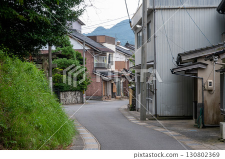 日本鳥取縣一座美麗的古老建築 日本鳥取縣一座美麗的古老建築 130802369