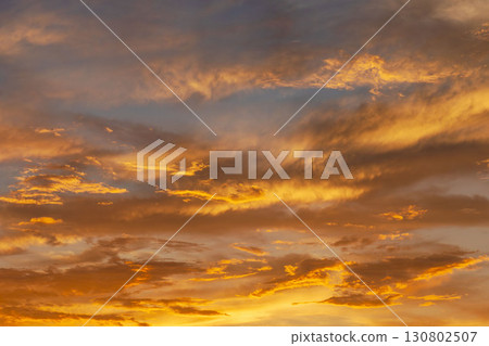 夏日天空：黃昏時的天空與雲 149 130802507