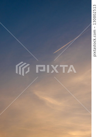 夏日天空:黃昏的天空與雲彩 188 夏日天空:黃昏的天空與雲彩 188 130802513