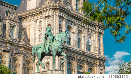The bronze statue of Etienne Marcel proudly standing beside the Hotel de Ville timelapse, Paris, France 130803153