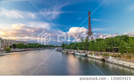 Eiffel Tower with boats at the evening timelapse hyperlapse Paris, France 130803423
