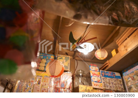 大正時代的糖果店 130803900