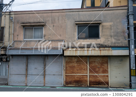 日本兵庫縣姬路市網幹區一棟古老而美麗的建築 日本兵庫縣姬路市網幹區一棟古老而美麗的建築 130804291