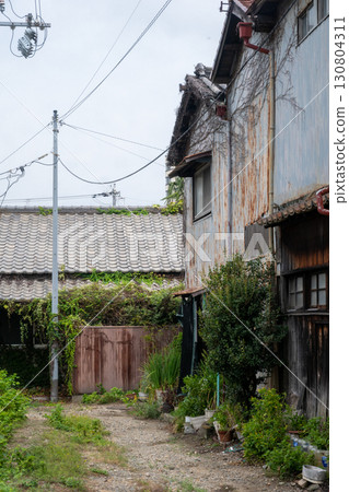 An old and very beautiful building in Aboshi Ward, Himeji City, Hyogo Prefecture, Japan An old and very beautiful building in Aboshi Ward, Himeji City, Hyogo Prefecture, Japan 130804311