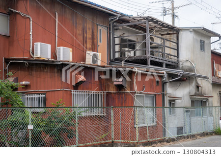 An old and very beautiful building in Aboshi Ward, Himeji City, Hyogo Prefecture, Japan 130804313