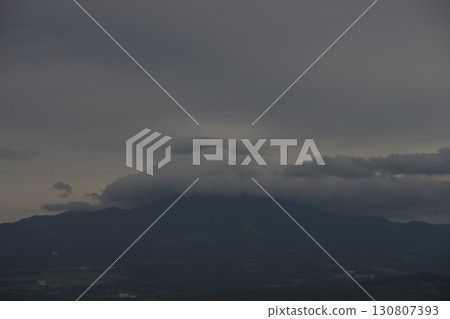 Rain clouds over Mount Hoki Daisen in the morning in Tottori Prefecture 130807393