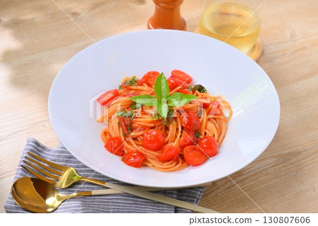 Pasta with tomato sauce. 130807606
