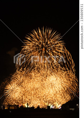 Fireworks over Hiroshima Bay 130809531