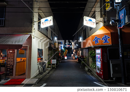 Around Tsutsujigaoka Station on the Keio Line at night. Standing in Fujimi-gai, Nishitsutsujigaoka, Chofu City, Tokyo Around Tsutsujigaoka Station on the Keio Line at night. Standing in Fujimi-gai, Nishitsutsujigaoka, Chofu City, Tokyo 130810671