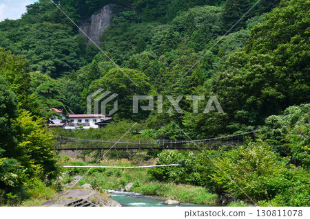 Nakagawa River suspension bridge in Itamuro Onsen_06 Nakagawa River suspension bridge in Itamuro Onsen_06 130811078