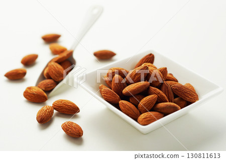 Roasted almonds (white background) 130811613