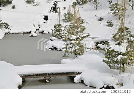 Kanazawa Castle: Gyokusen-in Temple in Winter 130811913