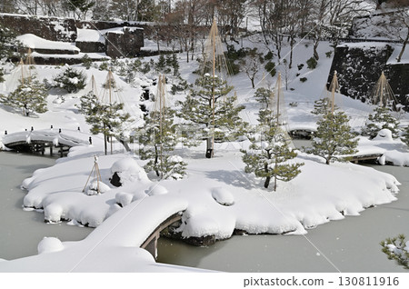 Kanazawa Castle: Gyokusen-in Temple in Winter 130811916