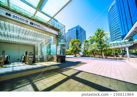 Yokohama cityscape in Japan, Minatomirai Line, Shin-Takashima Station and business district, etc. = 23rd 130811964