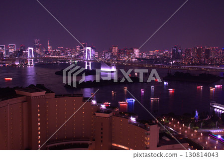 Night view of the seaside park that can't be seen from the high floors of Odaiba 130814043